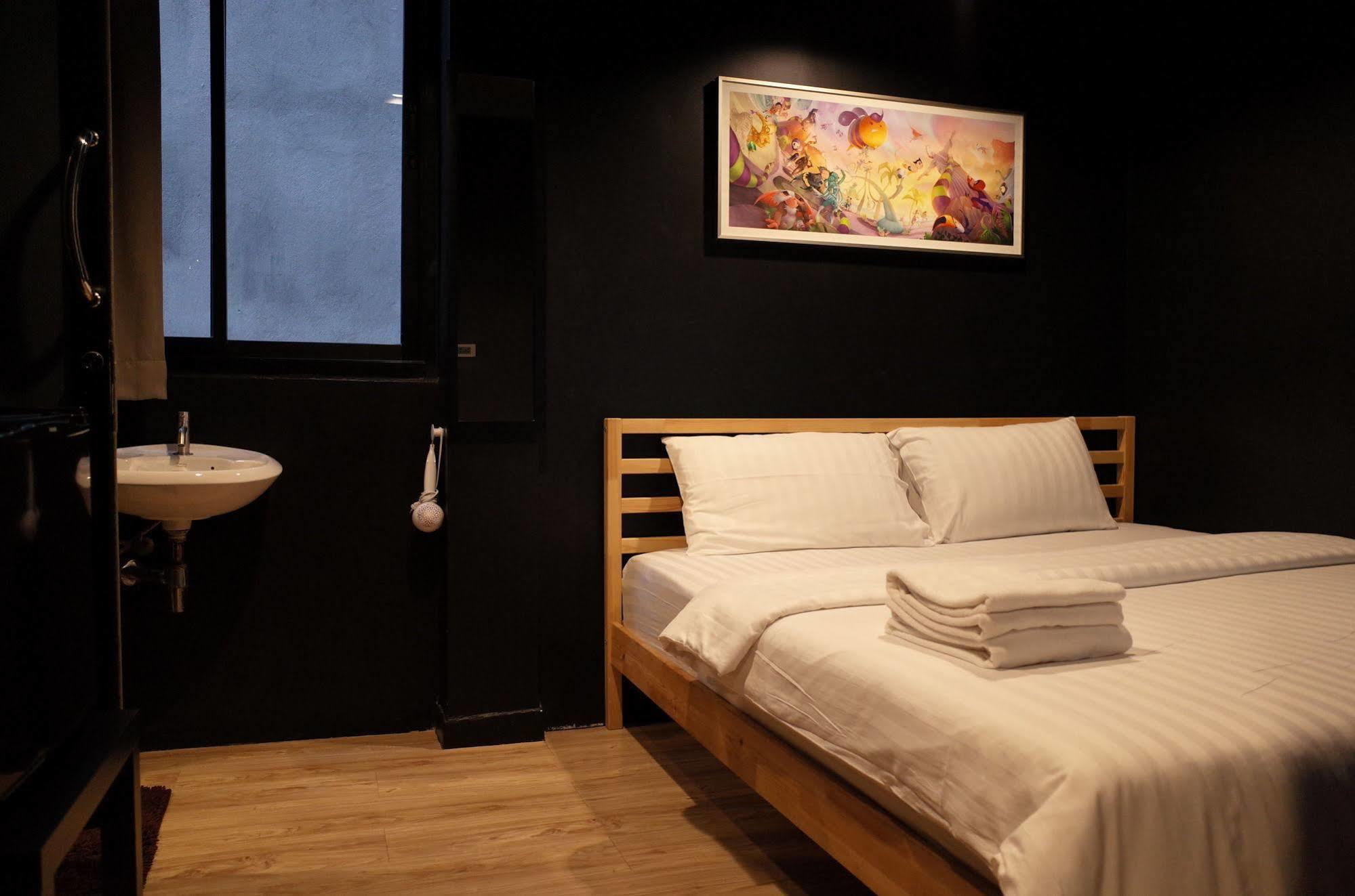 C40Winks Hostel Bangkok Buitenkant foto